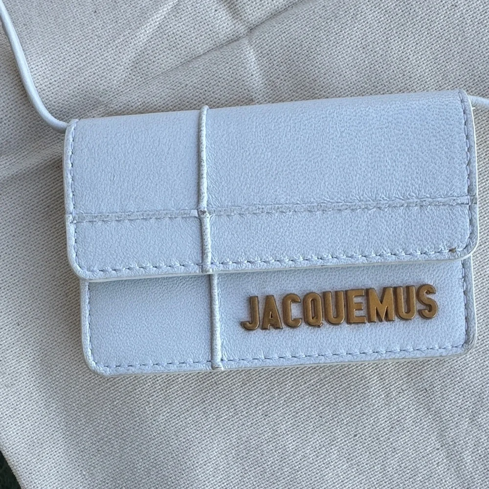 Jacquemus white leather cardholder crossbody with gold logo - Picture 3 of 6